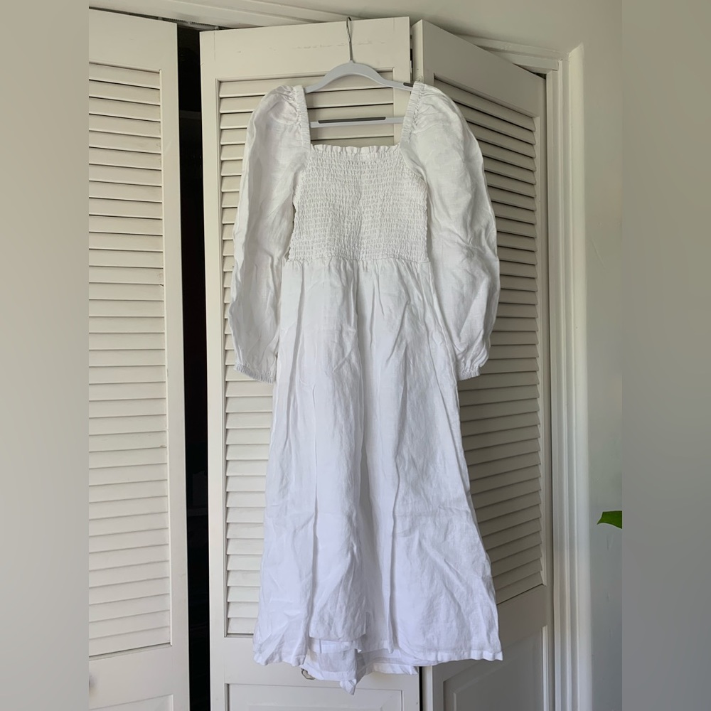 NWOT white smocked linen midi dress with square neck and side slit - Picture 4 of 6